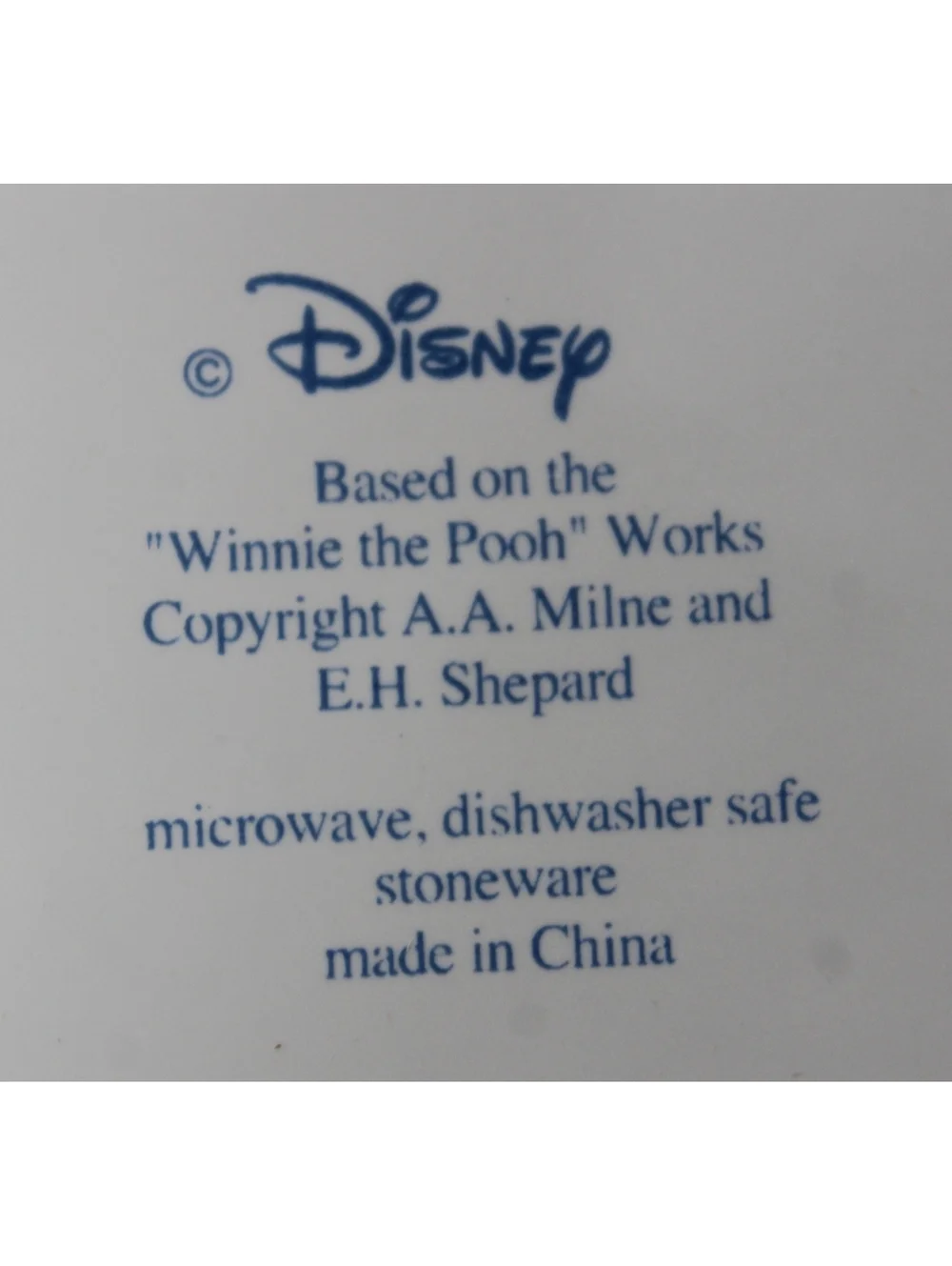 VTG Disney Winnie the Pooh Blue Toile Dinnerware Salad Bowl 4 Pieces Stoneware